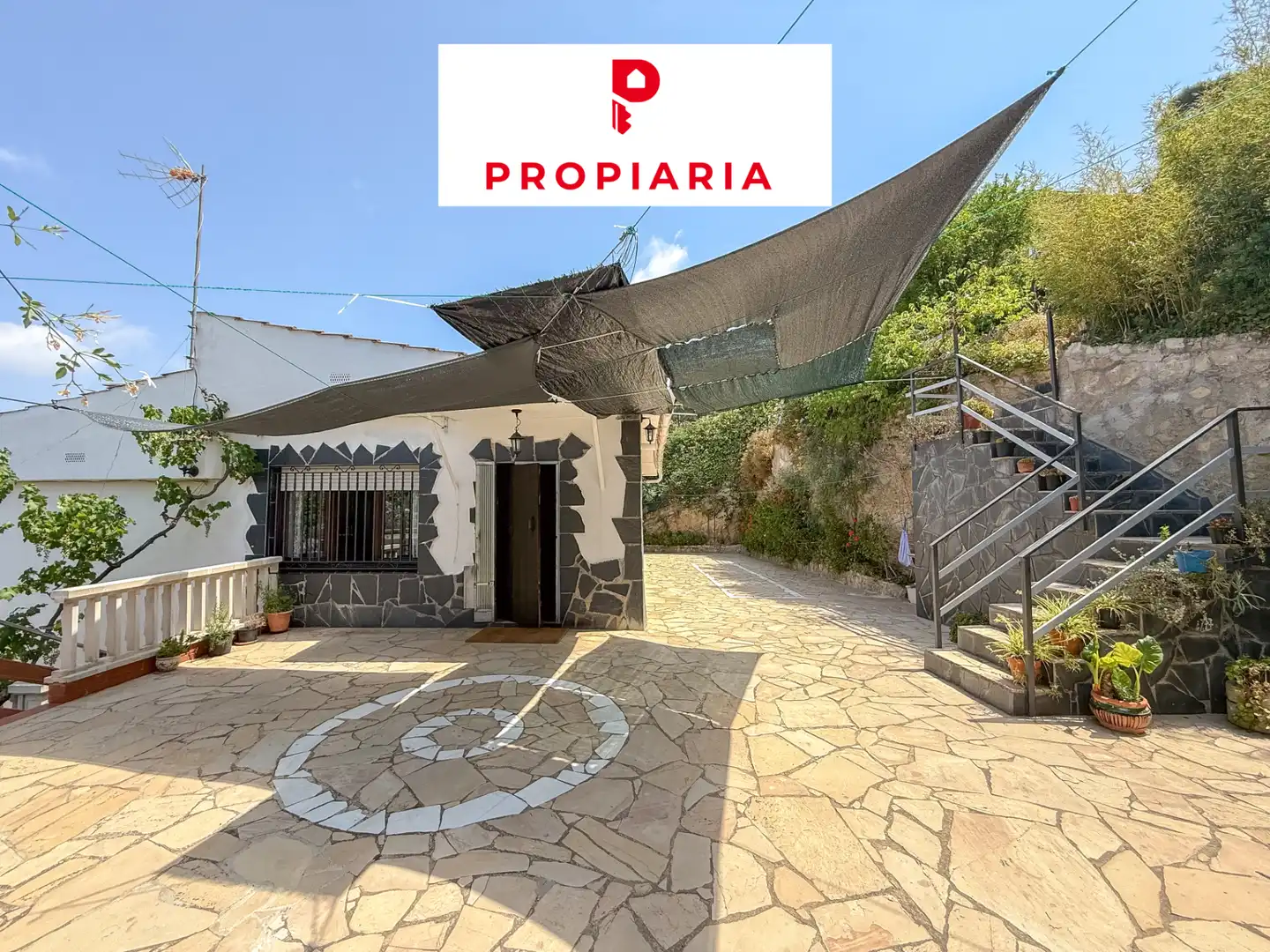 Vista exterior de Casa o chalet en venta en Vallirana con Calefacción, Jardín privado y Terraza