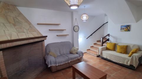 Foto 5 de Casa adosada en venta en Callejón Jazmín, Escalonilla, Toledo