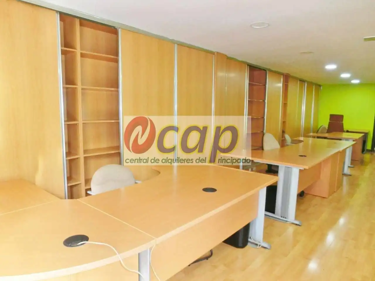 Office for rent in Gijón   with Heating and Furnished