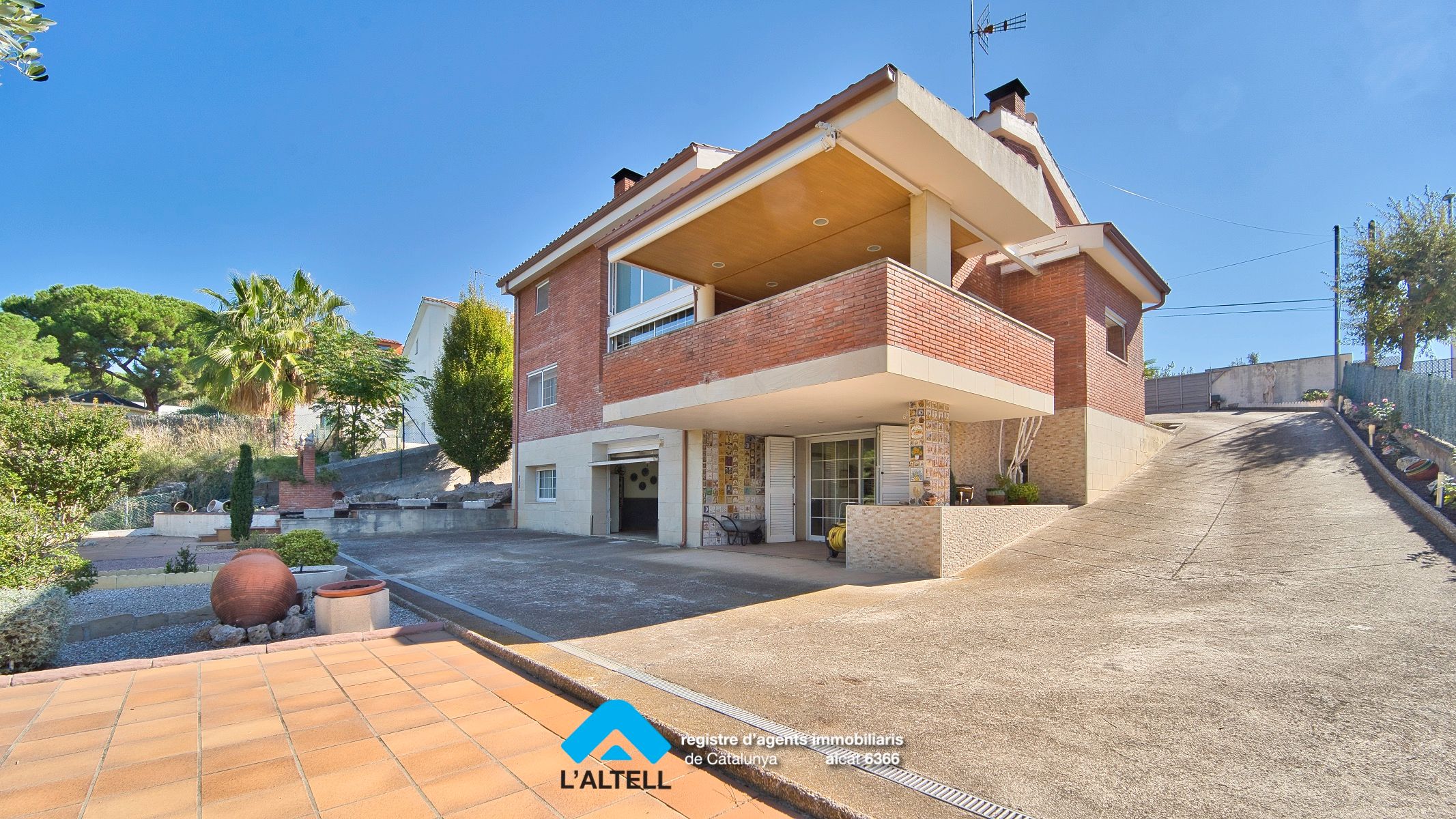 Exterior view of House or chalet for sale in L'Ametlla del Vallès  with Heating, Private garden and Terrace