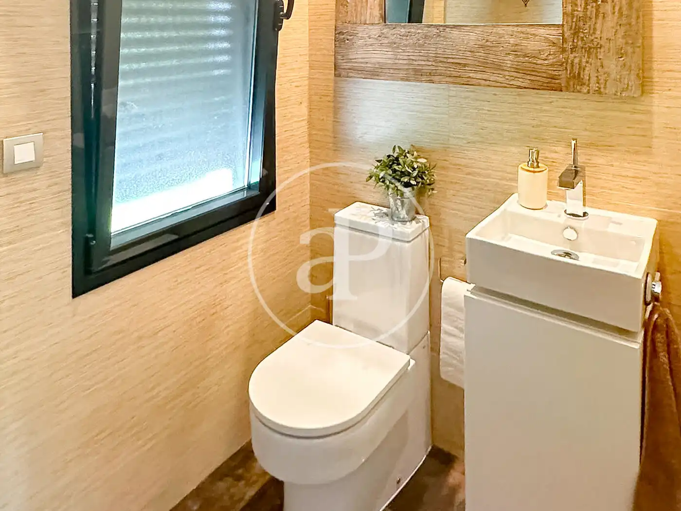 Semi-detached house with pool for sale in Casco Antiguo, imagen 18
