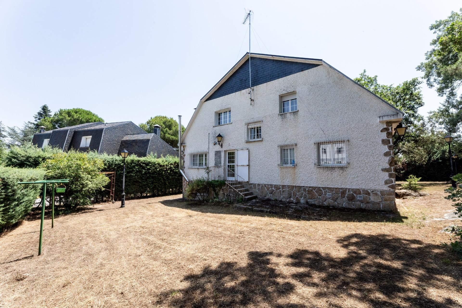 Vista exterior de Casa o chalet en venta en El Escorial con Calefacción, Jardín privado y Terraza