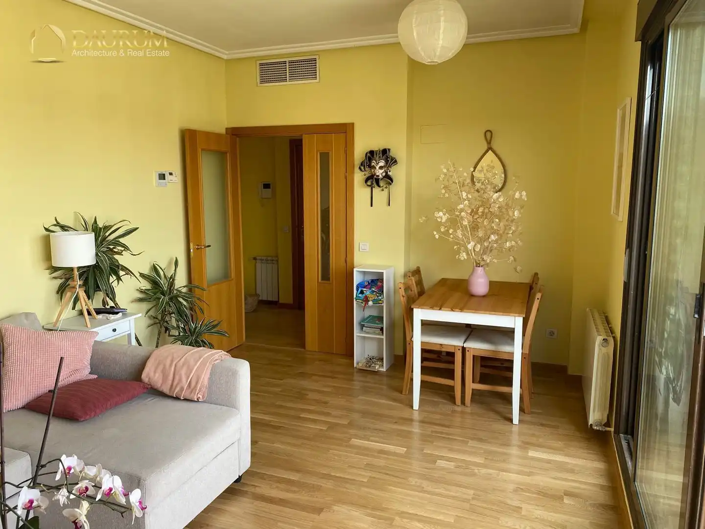 Sala de estar de Ático en venta en Madrid con Calefacción, Terraza y Trastero