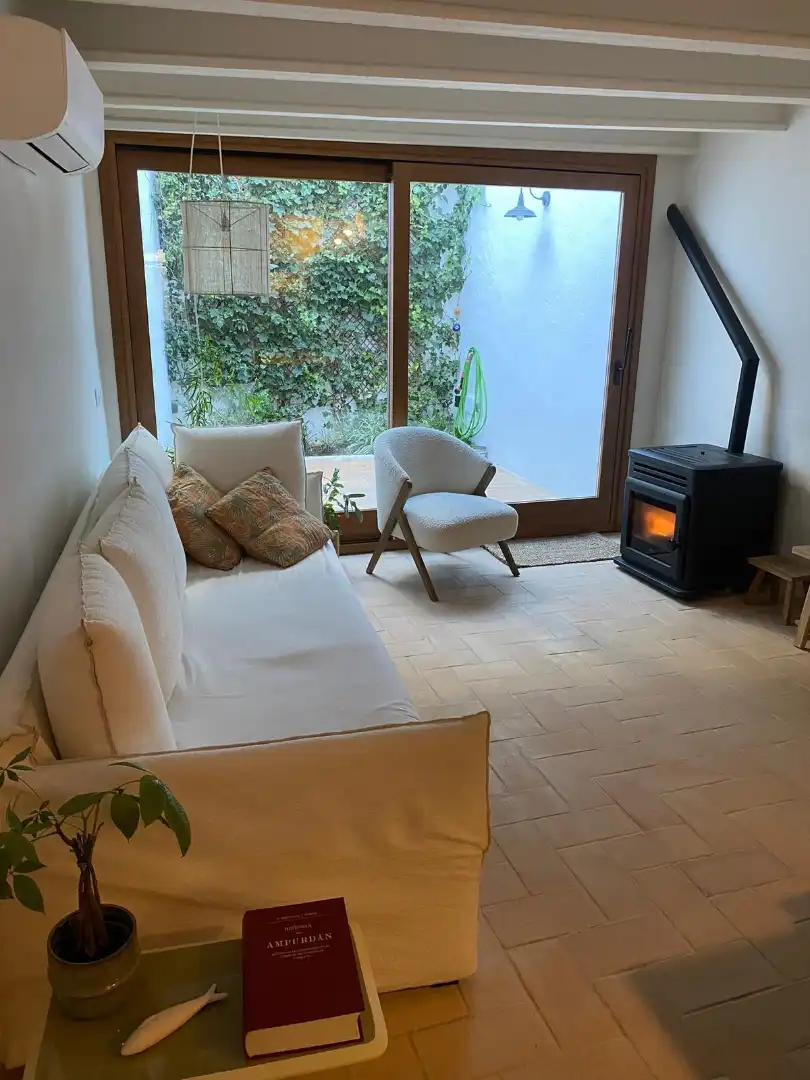 Living room of Country homes for rent in Albons  with Air Conditioner, Heating and Private garden