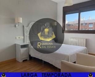 Bedroom of Flat to rent in  Granada Capital