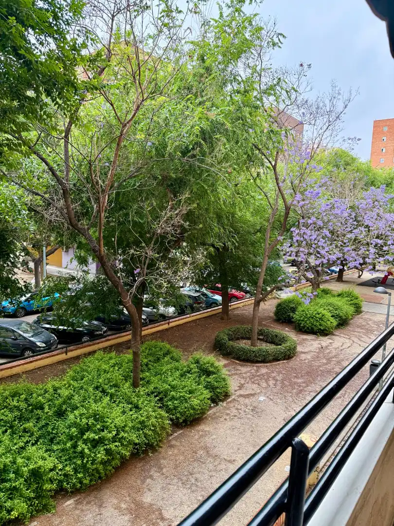Jardín de Piso en venta en Valencia con Aire acondicionado, Horno y Balcón