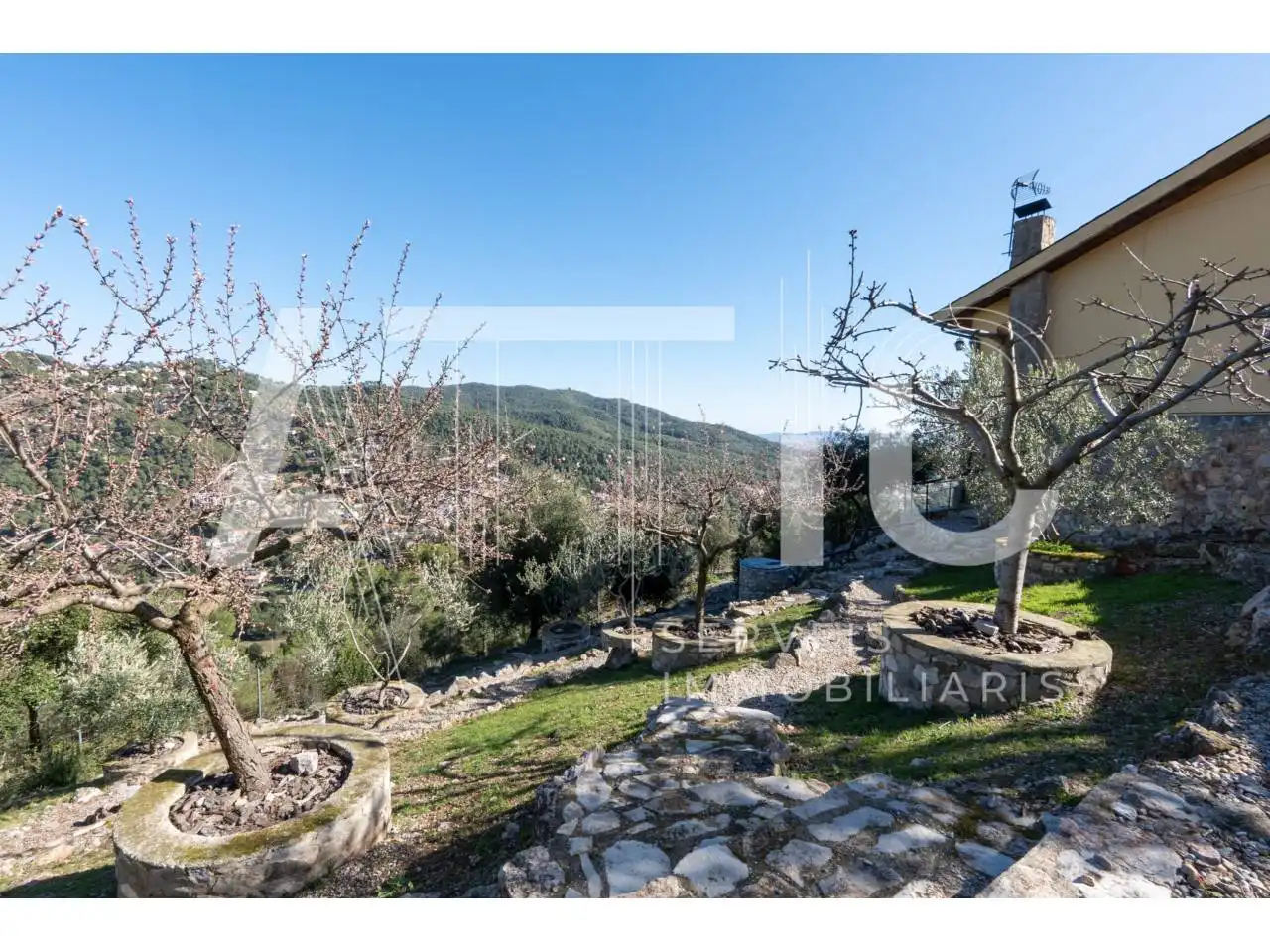 Jardí de Casa o xalet en venda en Castellar del Vallès amb Aire condicionat, Calefacció i Terrassa