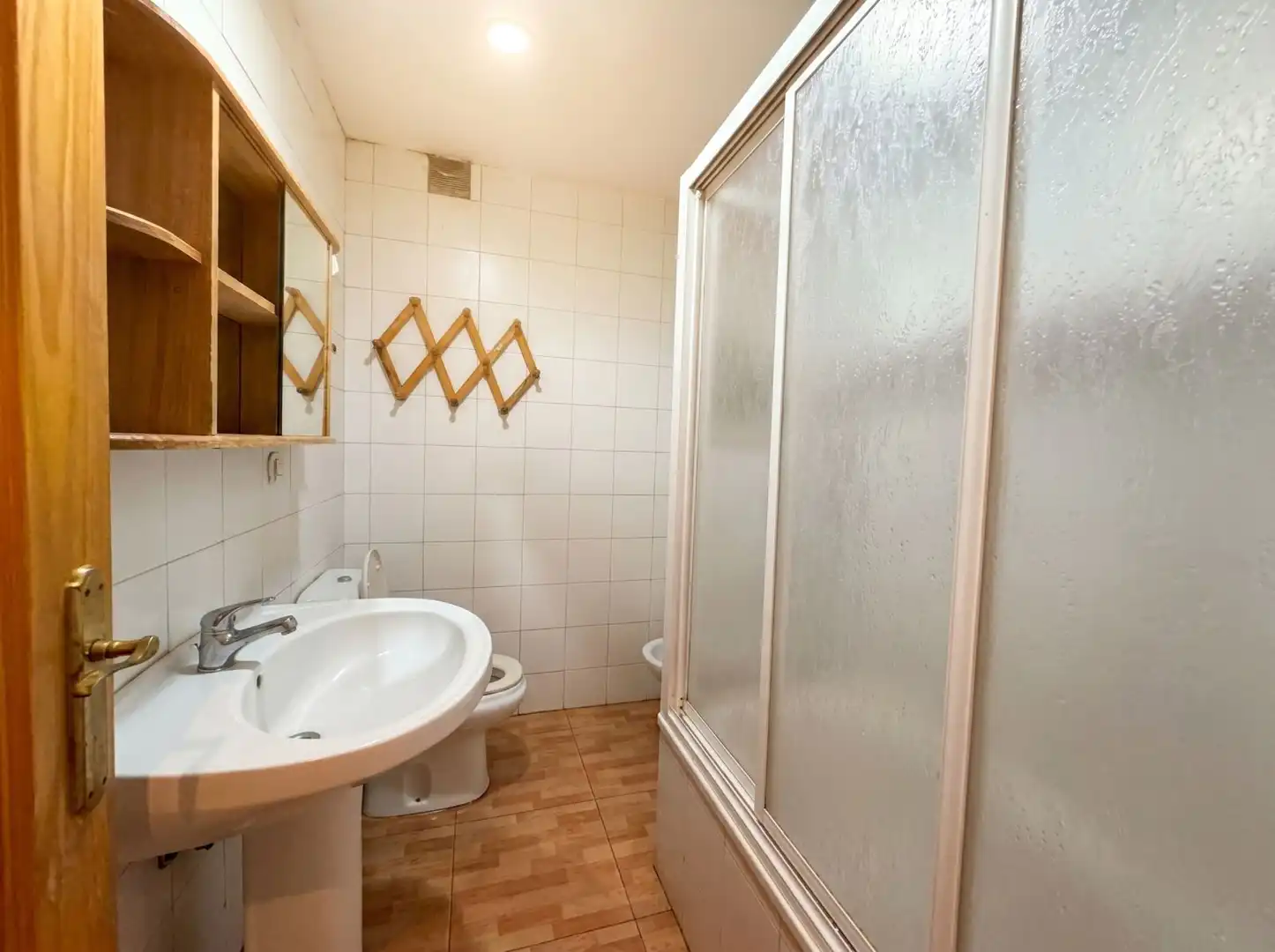 Bathroom of Flat for sale in Estepona  with Terrace