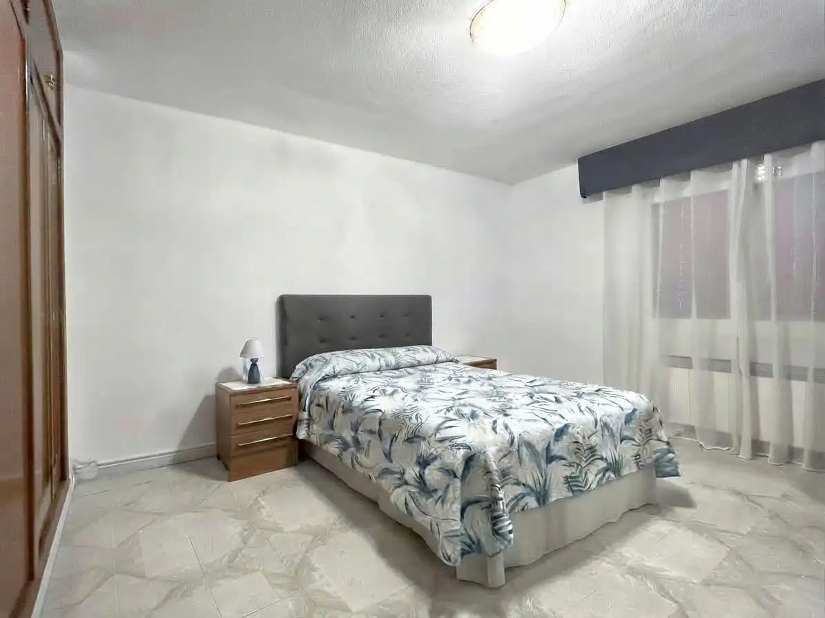 Piso con terraza en venta en Calle ACADEMIA, imagen 6