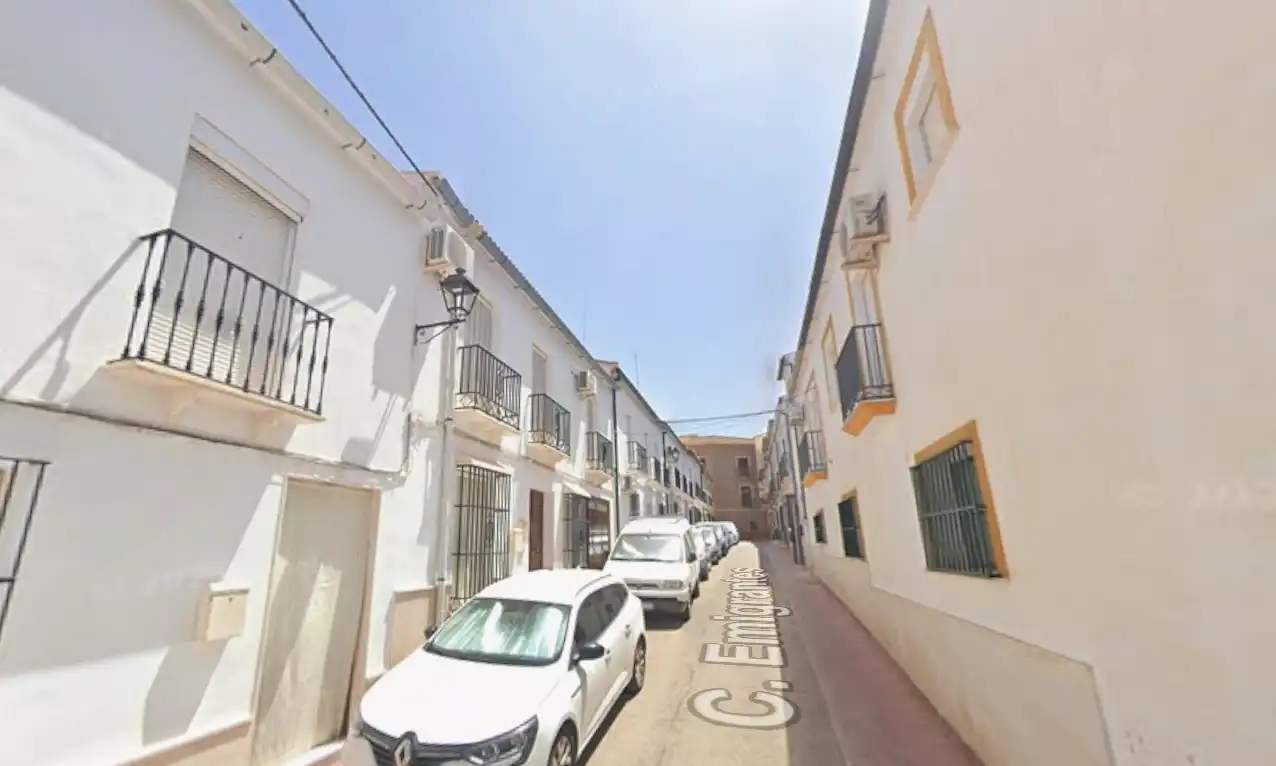 Local comercial en venda a Calle Emigrantes, imagen 2