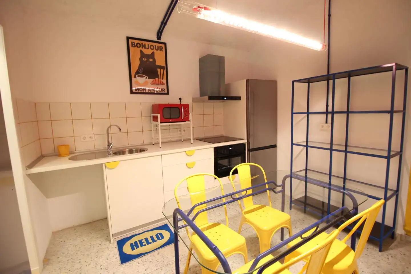 Kitchen of Ground floor for share in Madrid  with Air Conditioner, Heating and Furnished