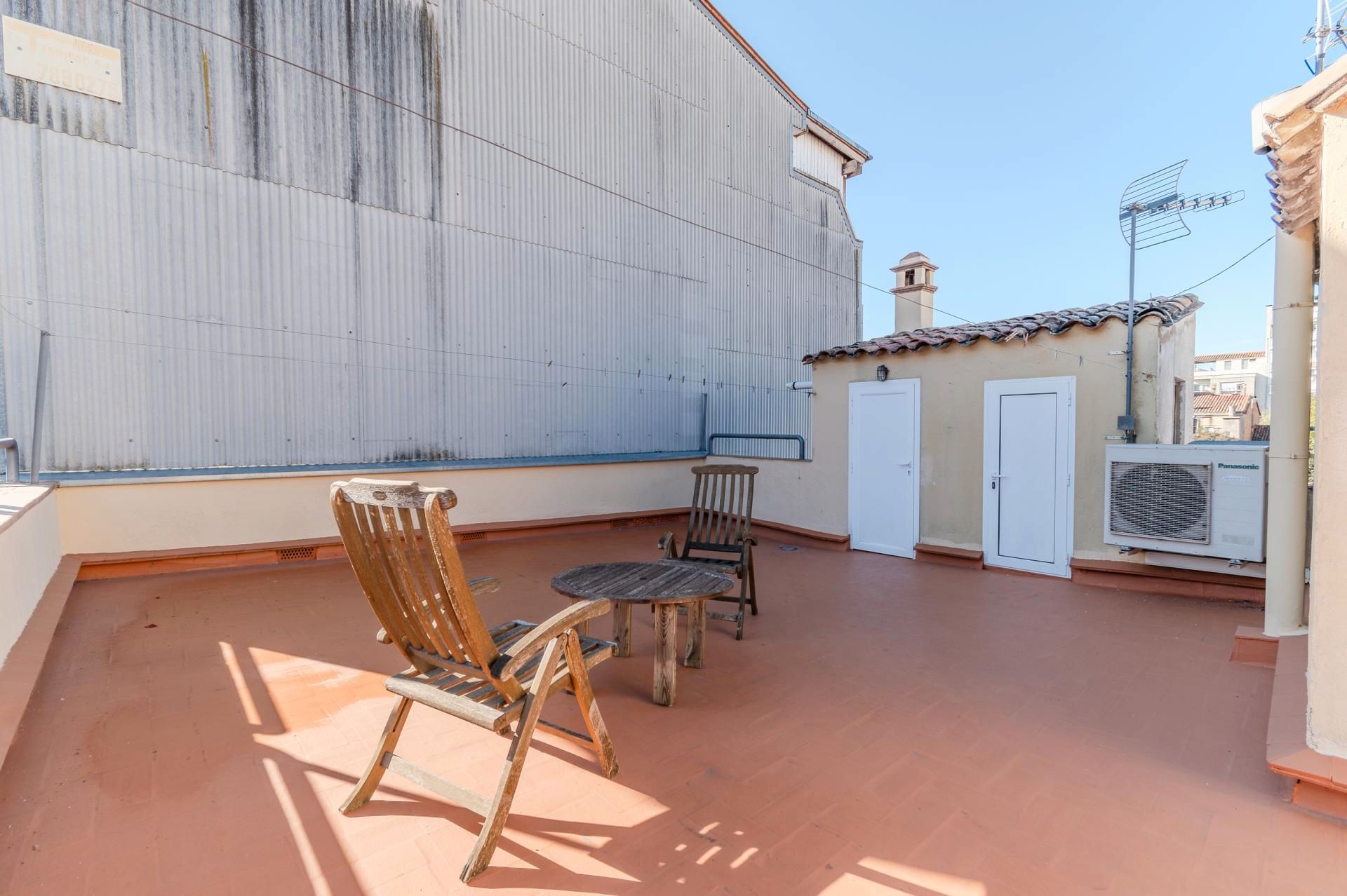 Terrace of Planta baja for sale in Girona Capital  with Air Conditioner, Terrace and Storage room
