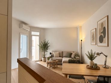 Piso con balcón en venta en Ronda General Mitre