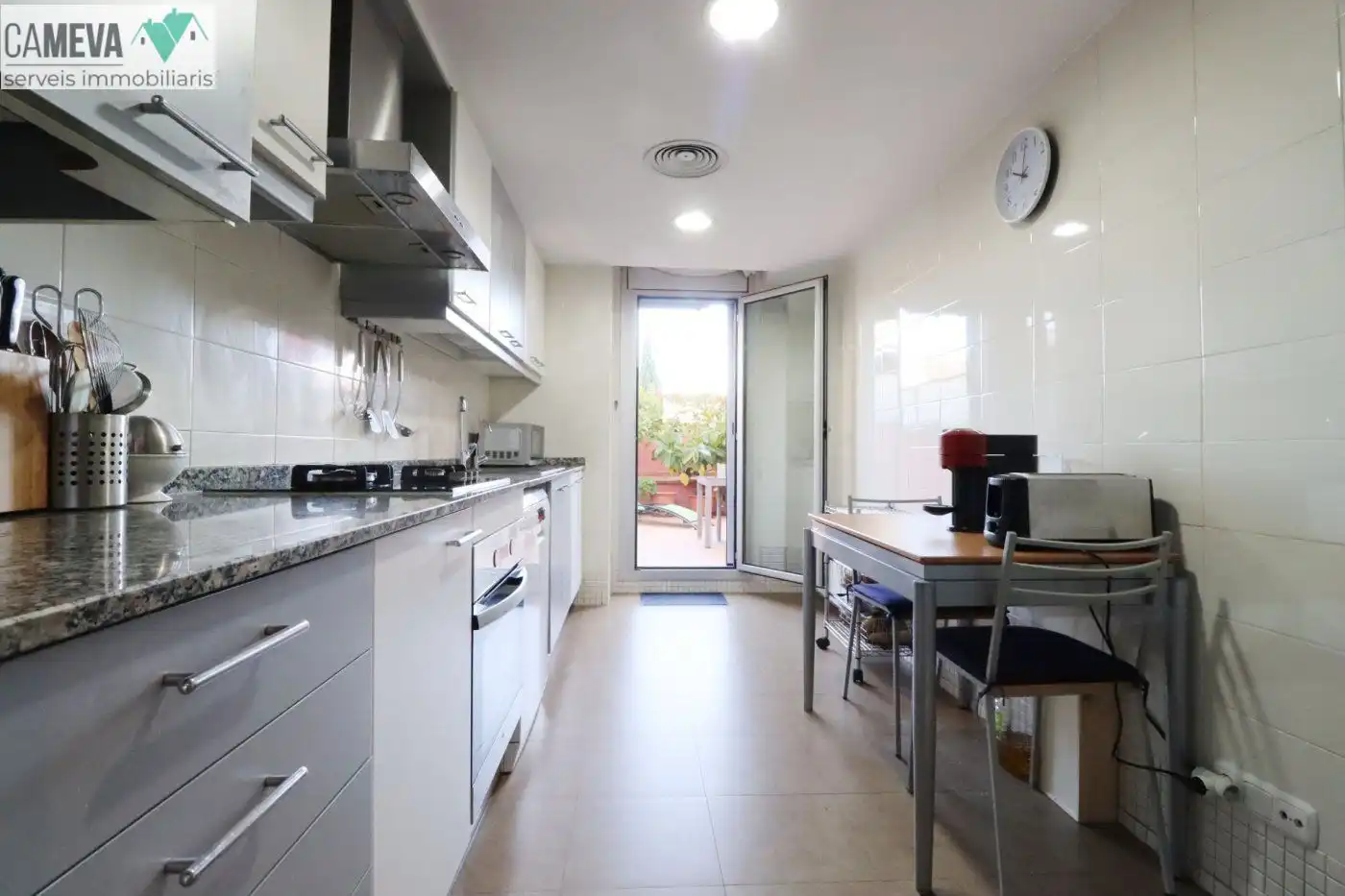 Küche von Wohnung zum Verkauf in Barberà del Vallès mit Klimaanlage, Heizung und Privatgarten
