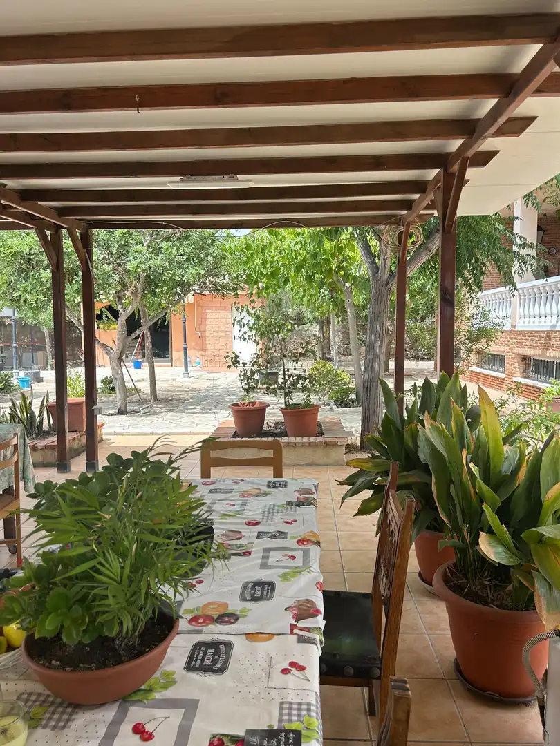 Terrassa de Casa o xalet en venda en San Vicente del Raspeig / Sant Vicent del Raspeig amb Aire condicionat, Calefacció i Jardí privat