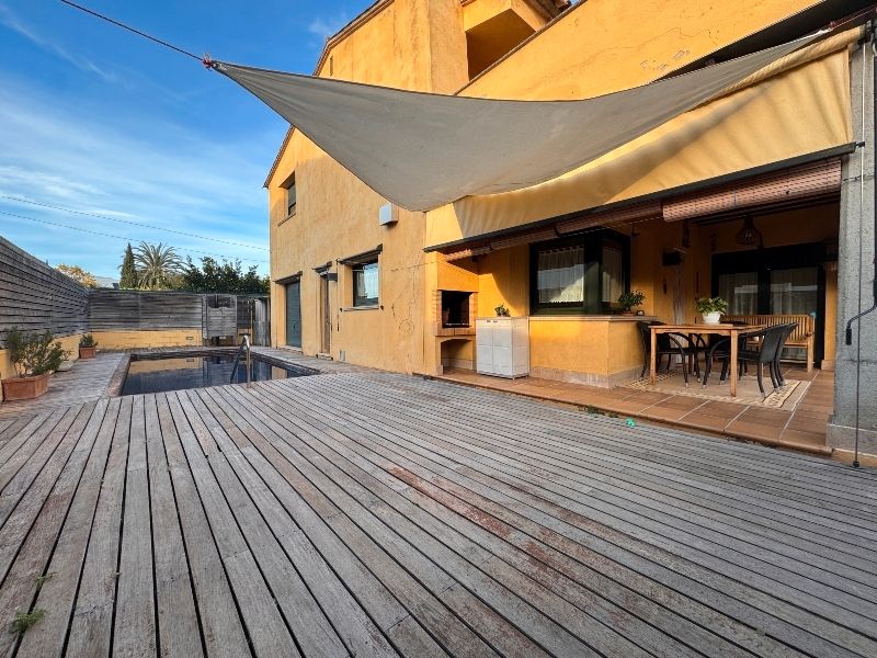 Terrace of House or chalet for sale in La Bisbal d'Empordà  with Air Conditioner, Heating and Private garden