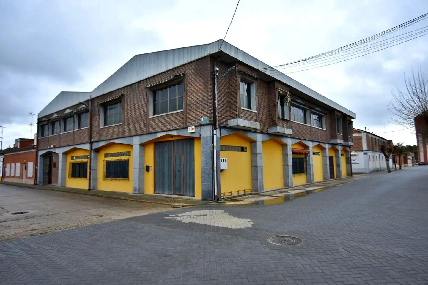 Local comercial en venda a Rosaleda