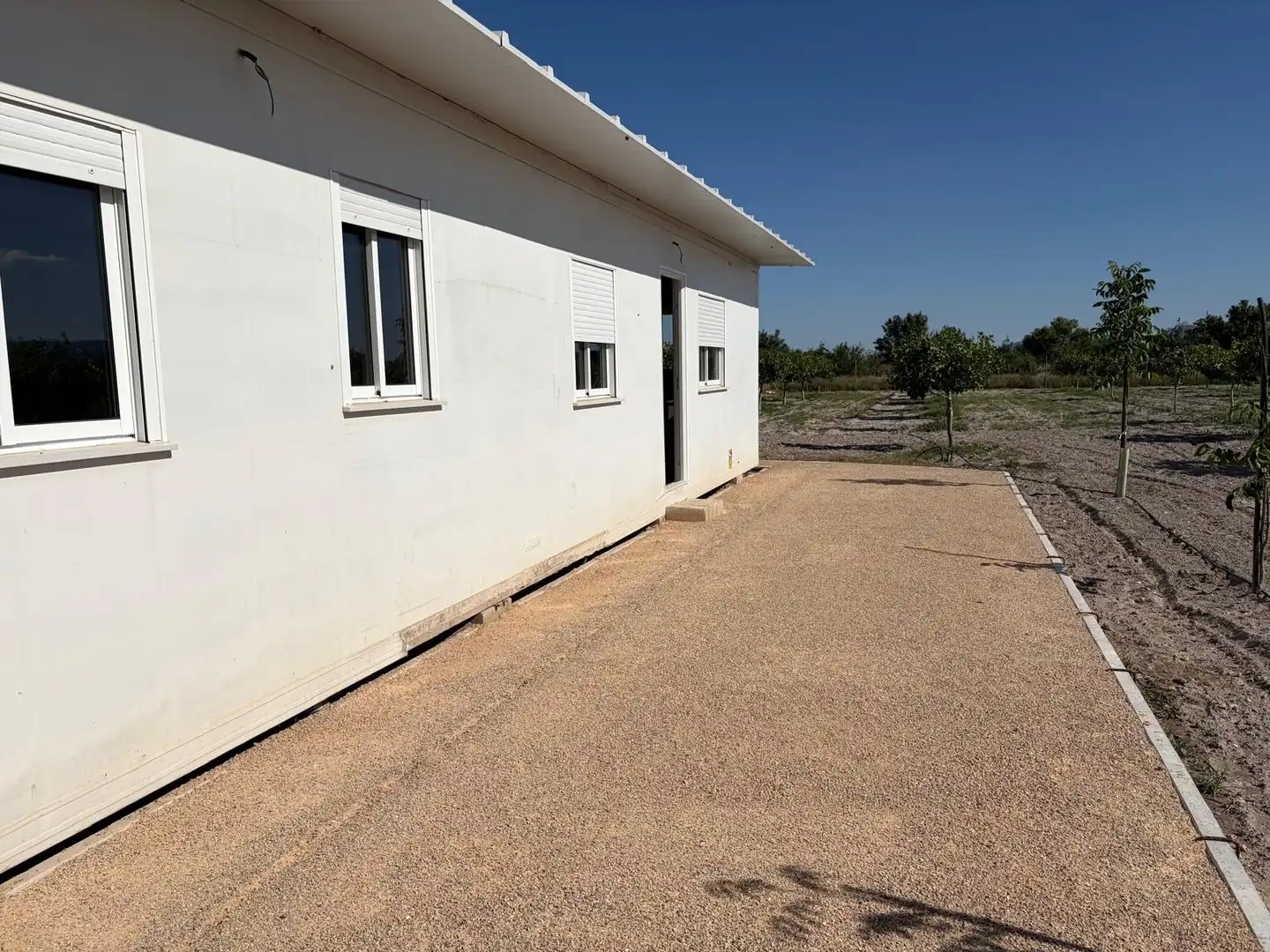 Vista exterior de Finca rústica de lloguer en Villena amb Jardí privat, Traster i Moblat