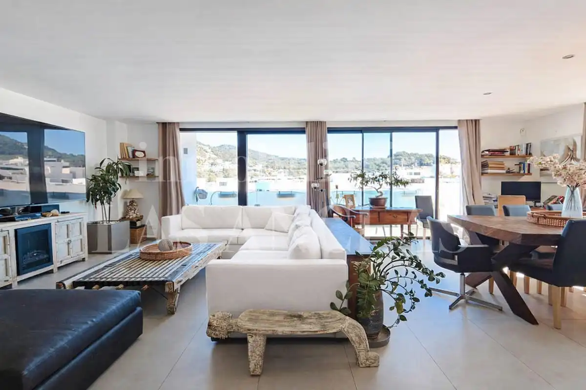Casa aparellada amb piscina en venda a Marina Botafoc - Platja de Talamanca, imagen 5