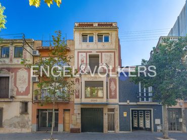 Casa a schiera con balcone in vendita a Martorell