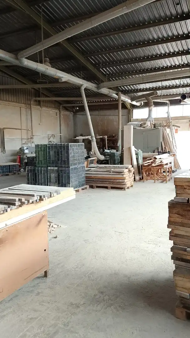 Fabrikhallen zum Verkauf in Jumilla