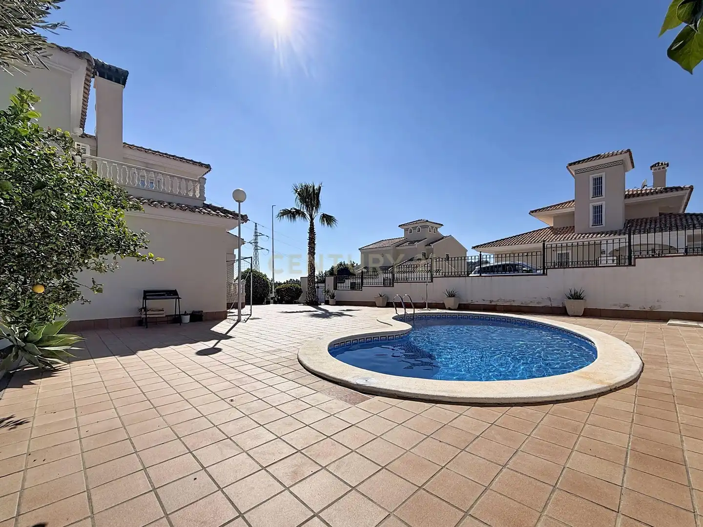 Piscina de Casa o xalet en venda en Orihuela amb Jardí privat, Traster i Piscina