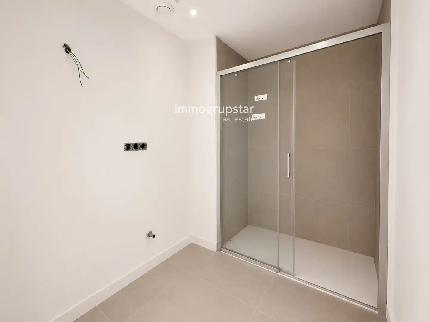 Baño de Piso en venta en Palamós con Aire acondicionado, Calefacción y Terraza