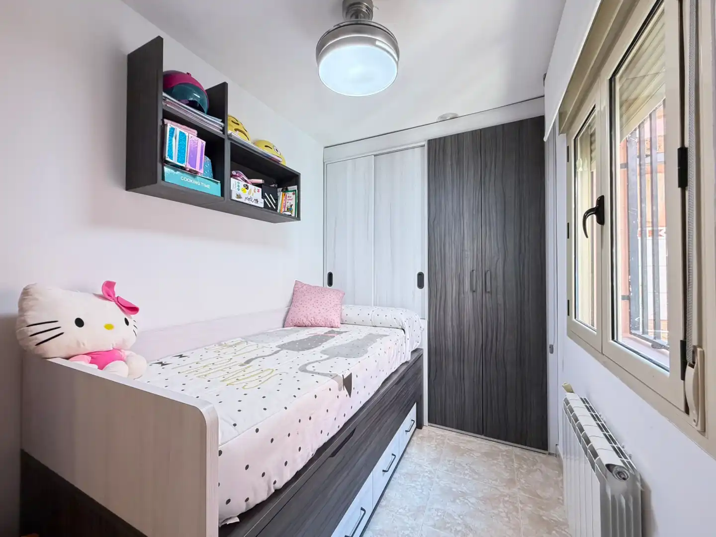 Dormitori de Casa o xalet en venda en Caspe amb Aire condicionat, Calefacció i Terrassa