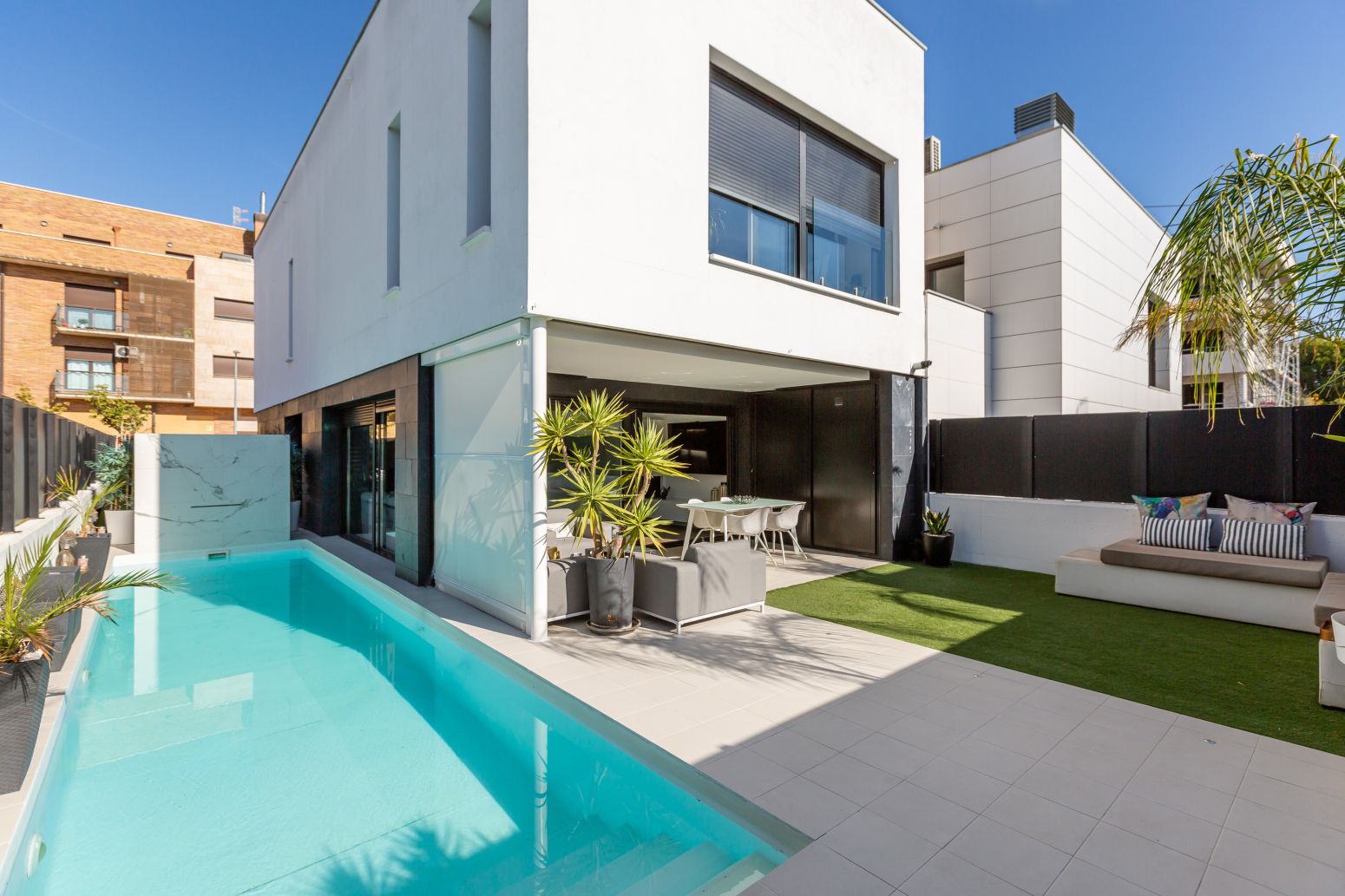 Piscina de Casa adosada en venda en Tudela amb Calefacció, Jardí privat i Piscina
