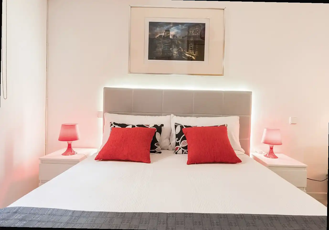 Schlafzimmer von Wohnung zur Miete in Centre
