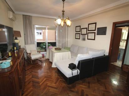 Living room of Flat for sale in Ciudad Real Capital  with Air Conditioner, Heating and Parquet flooring