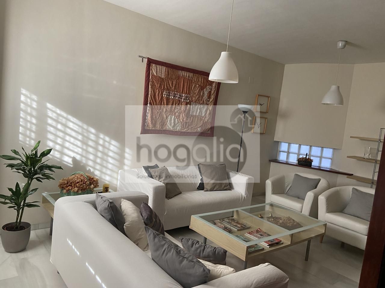 Living room of Flat to rent in  Sevilla Capital  with Air Conditioner, Terrace and Storage room