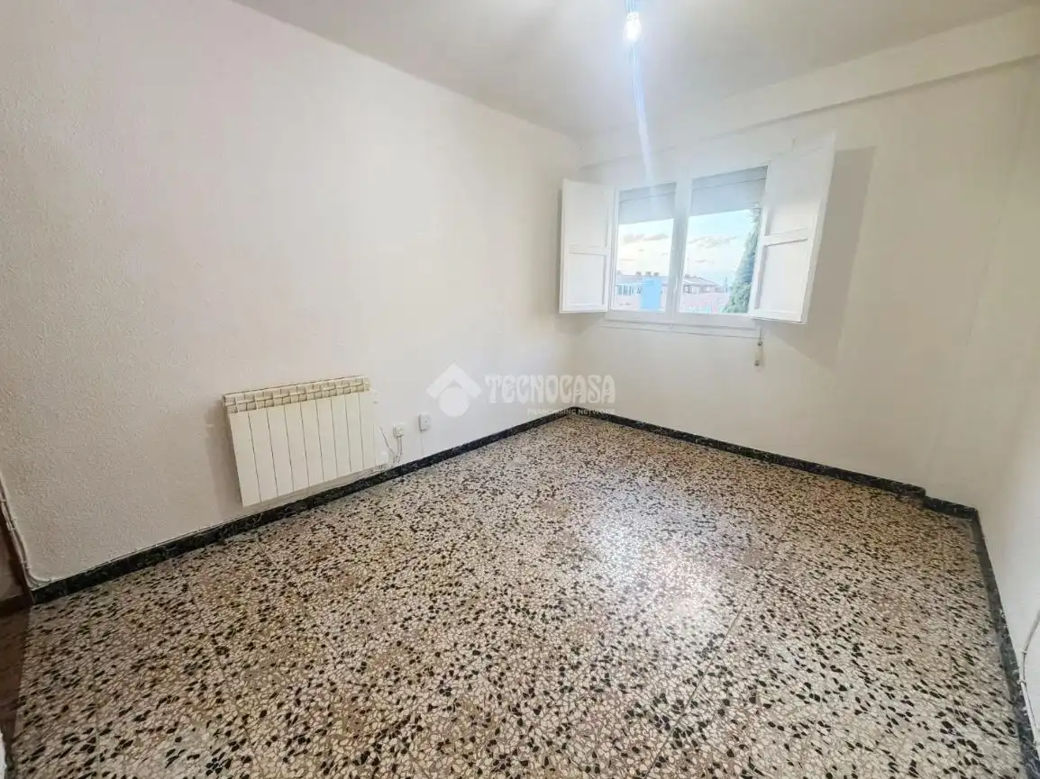 Habitación de Piso en venta en Zaragoza