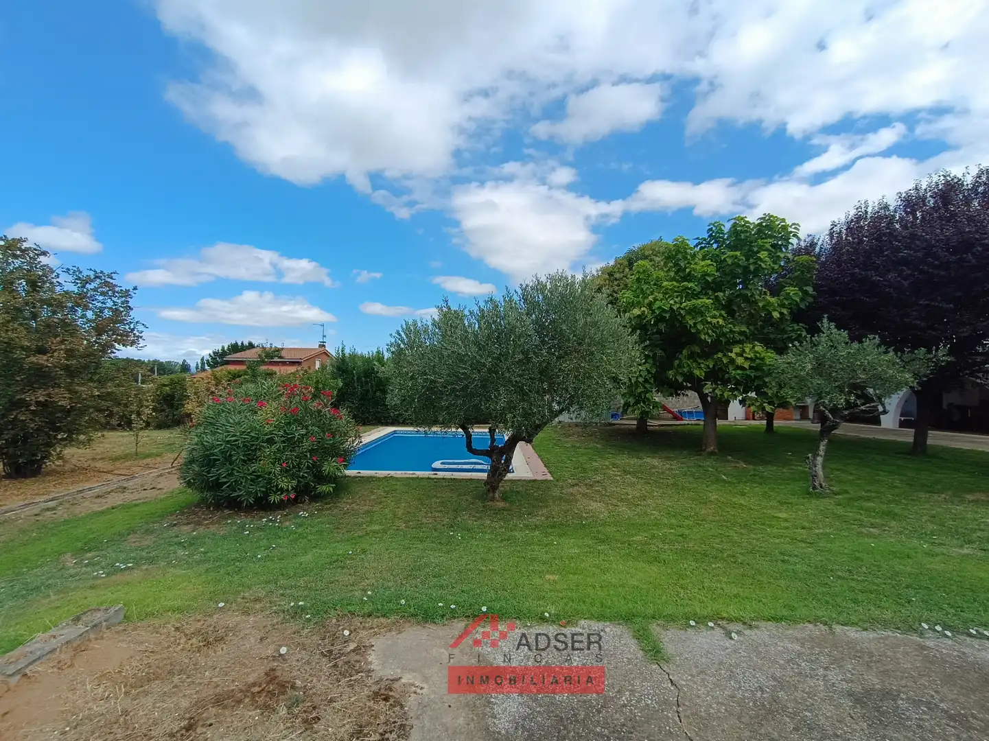 Jardín de Casa o chalet en venta en Albelda de Iregua con Jardín privado, Terraza y Trastero