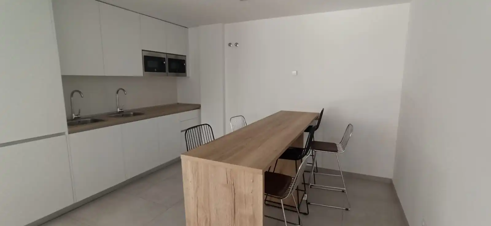 Estudio de alquiler en Calle de Fuerteventura, Polígono Industrial Norte