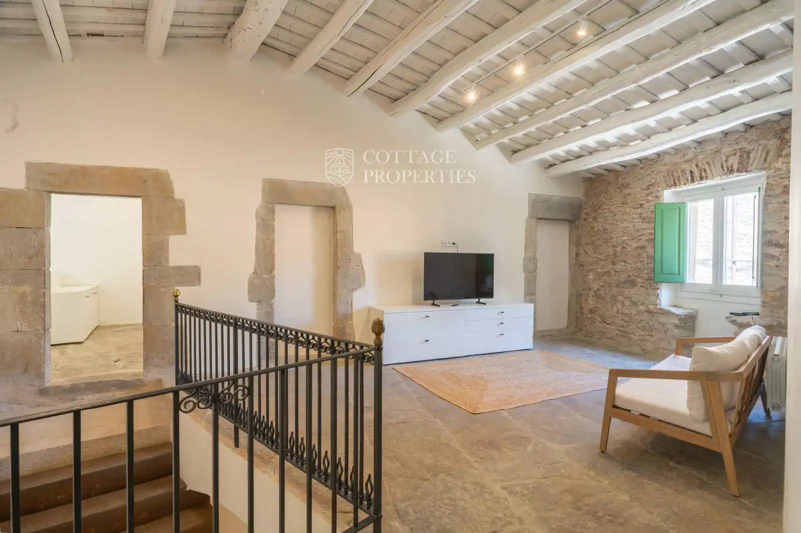 Sala de estar de Finca rústica en venta en Gualta con Aire acondicionado, Calefacción y Terraza