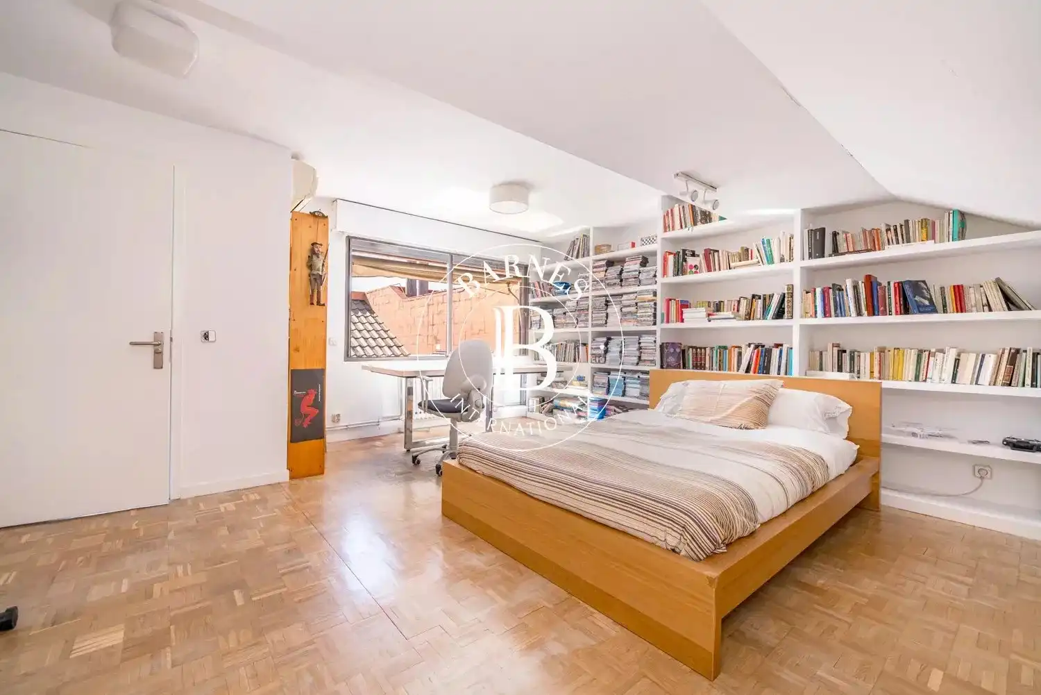 Habitación de Casa adosada en venta en Madrid con Calefacción, Jardín privado y Terraza