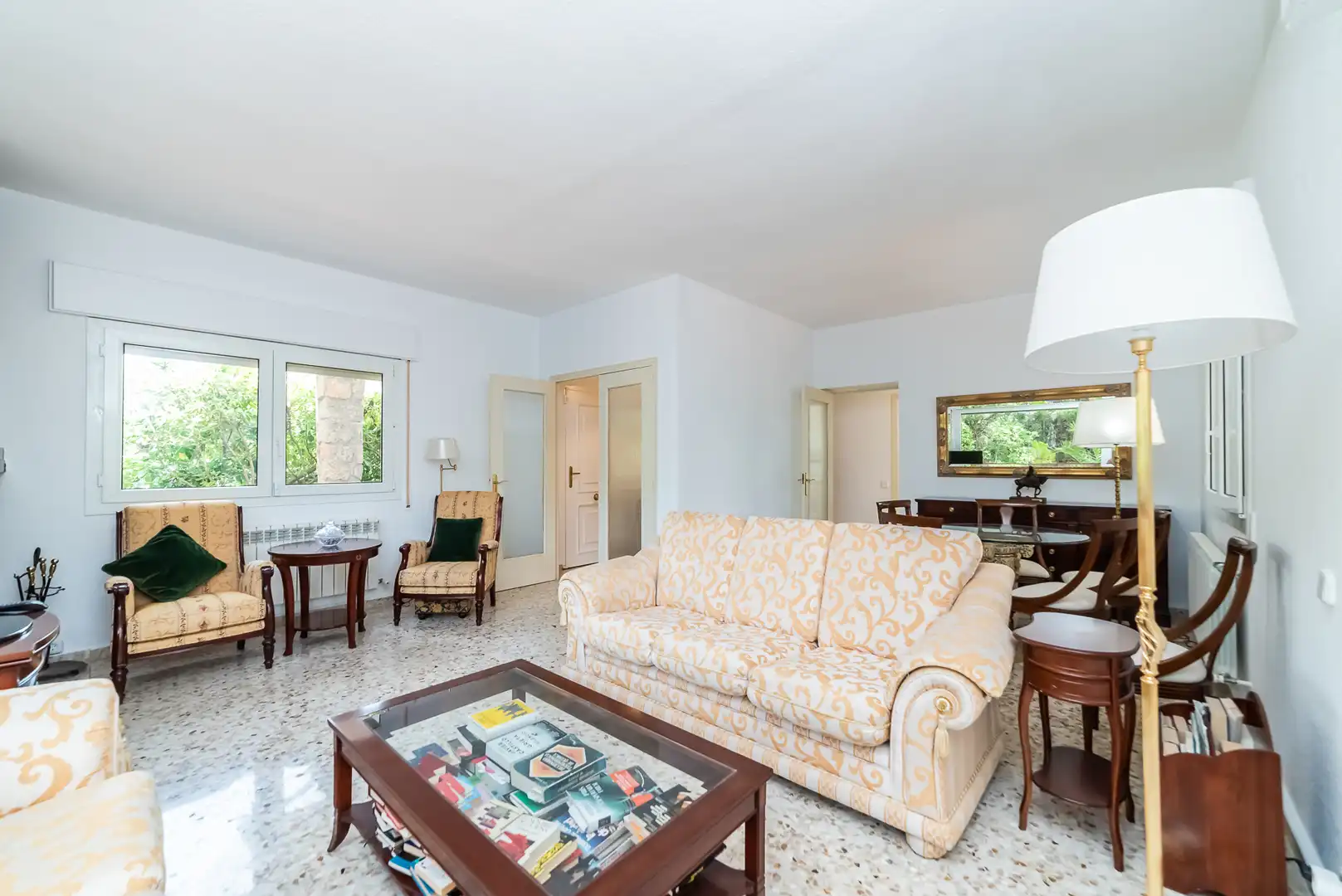 Sala d'estar de Casa o xalet en venda en El Escorial amb Calefacció, Jardí privat i Terrassa