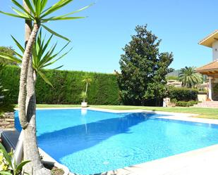 Piscina de Casa o xalet en venda en  Córdoba Capital amb Calefacció, Jardí privat i Parquet