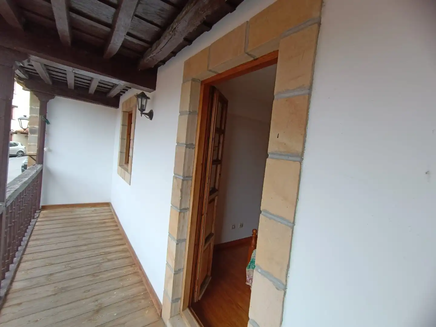 Einfamilien-Reihenhaus zum Verkauf in Valdáliga mit Heizung, Abstellraum und Balkon