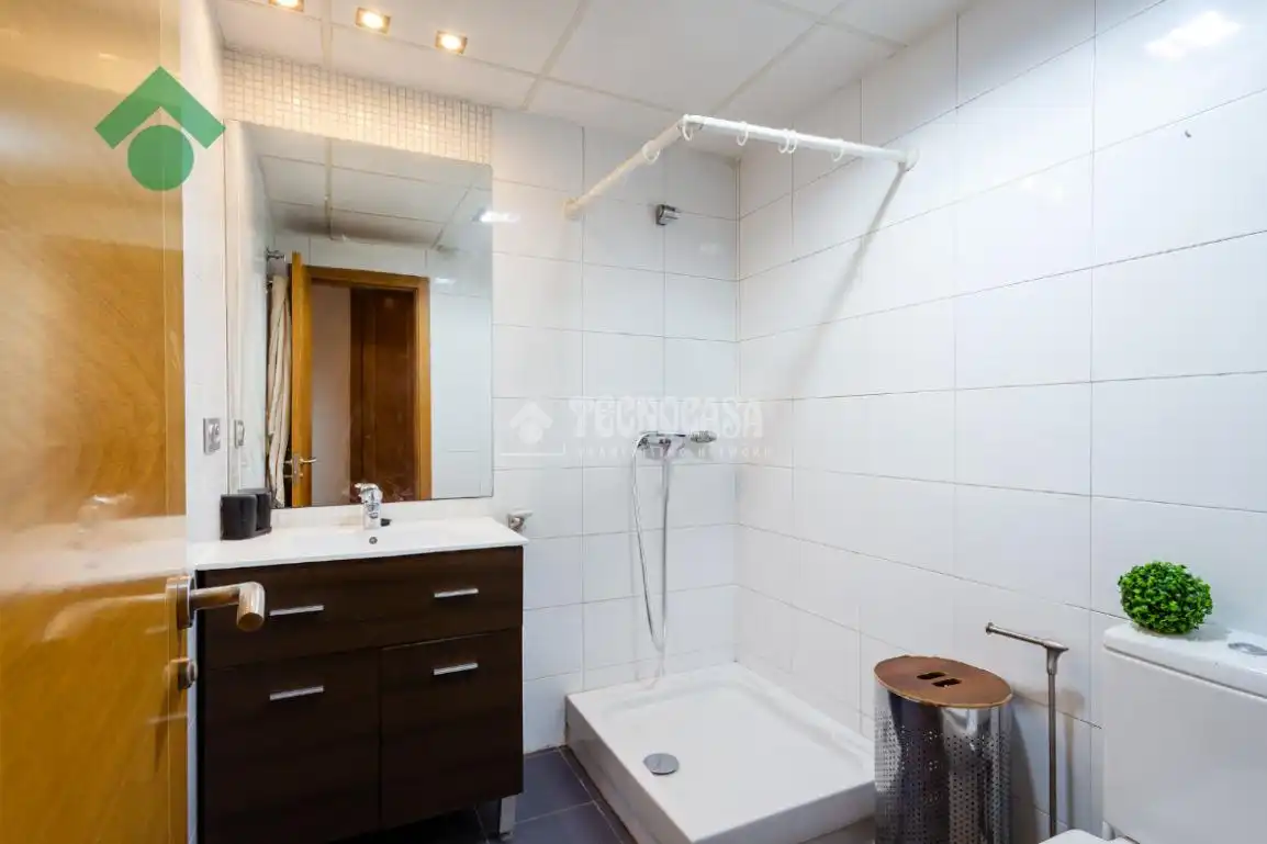 Bathroom of Attic for sale in Rincón de la Victoria  with Terrace and Community pool