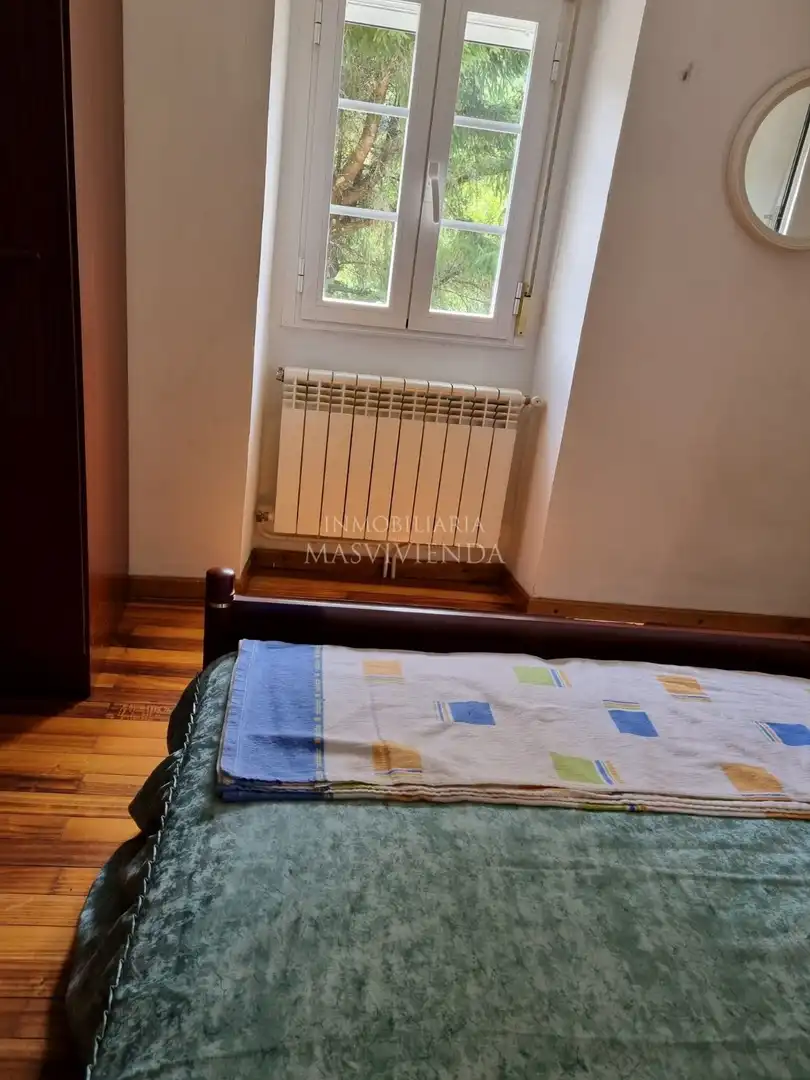Dormitori de Casa o xalet en venda en A Pobra do Brollón  amb Jardí privat