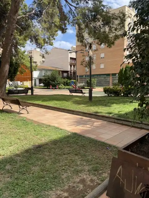 Vista exterior de Pis en venda en Castellón de la Plana / Castelló de la Plana amb Calefacció, Terrassa i Traster
