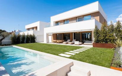 Exterior view of House or chalet for sale in Sitges  with Air Conditioner, Heating and Private garden