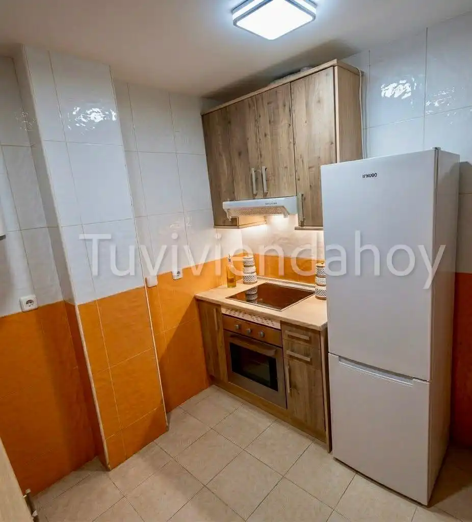Piso en venta en ZONA C/ TOLEDO, Centro