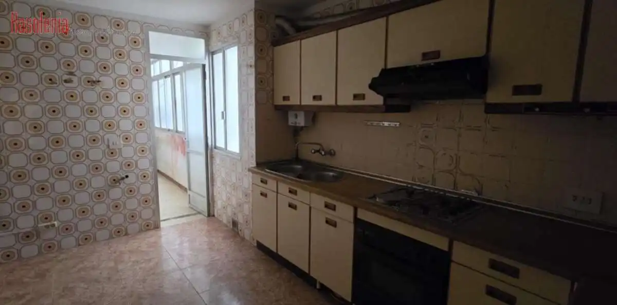 Cocina de Piso en venta en O Feal - Xubia