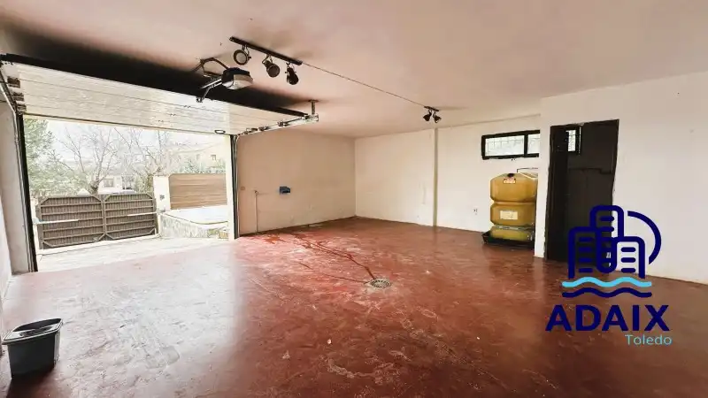 Haus oder Chalet zum Verkauf in Bargas mit Klimaanlage, Heizung und Terrasse