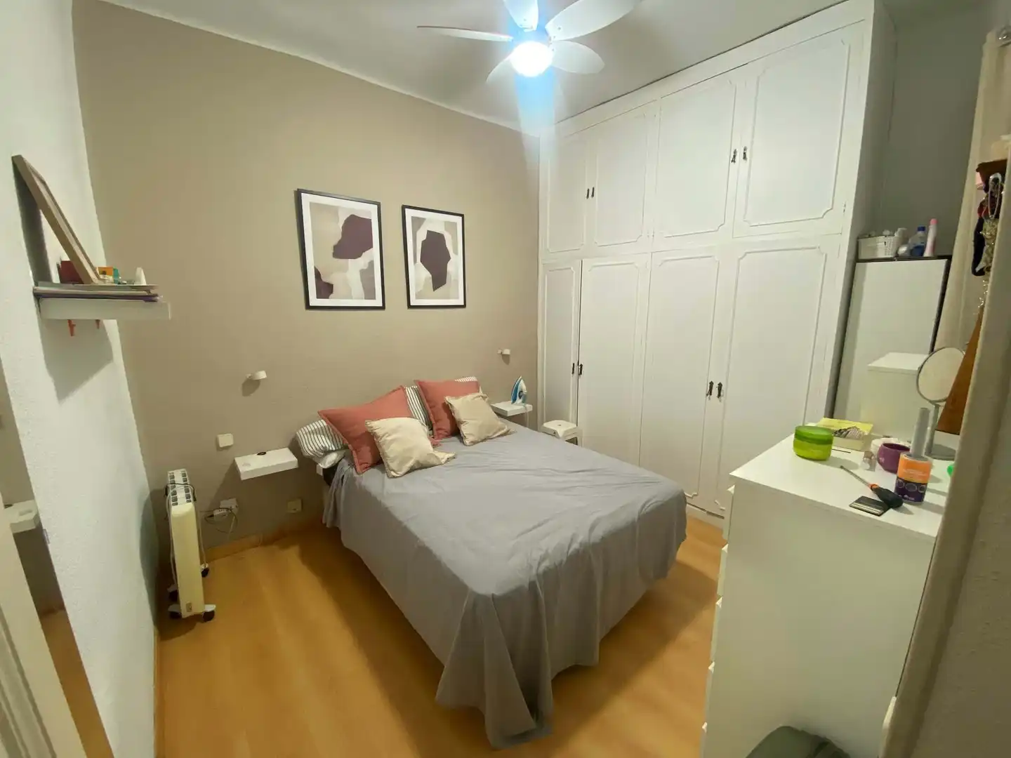 Habitación de Piso de alquiler en Madrid con Amueblado