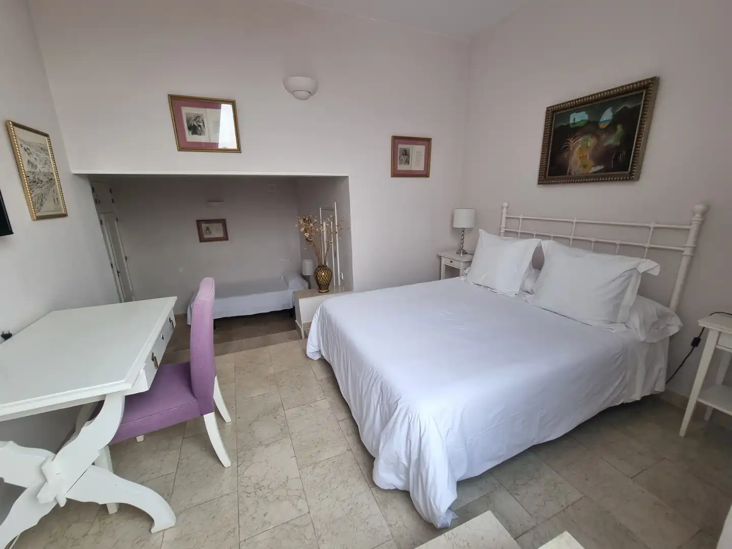 Schlafzimmer von Gebäude zum Verkauf in Almería