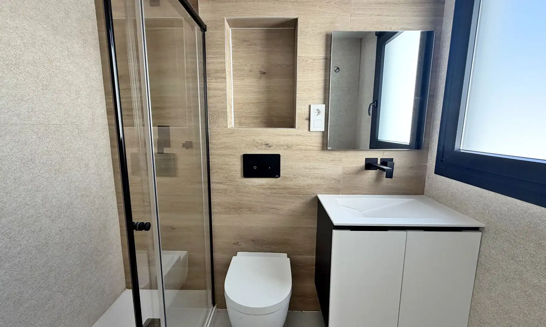 Baño de Casa o chalet en venta en Els Poblets con Aire acondicionado, Calefacción y Jardín privado